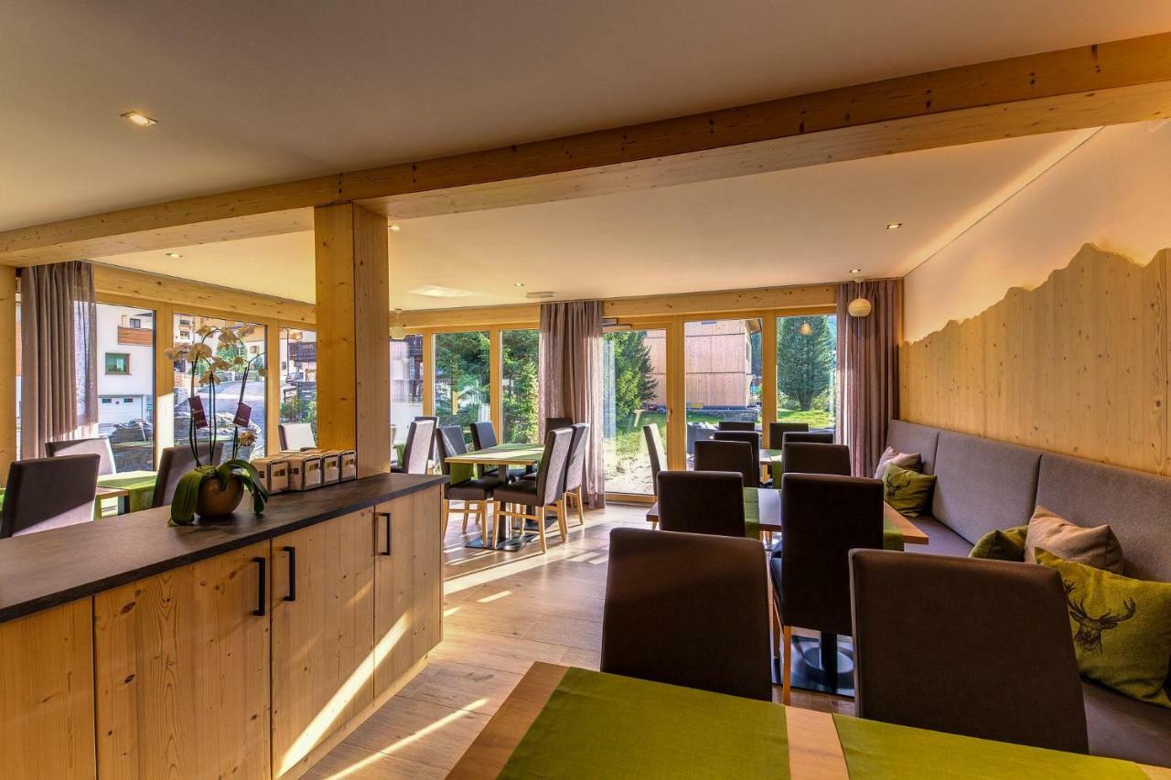 Apparthotel Marteshof Pfelders Buitenkant foto